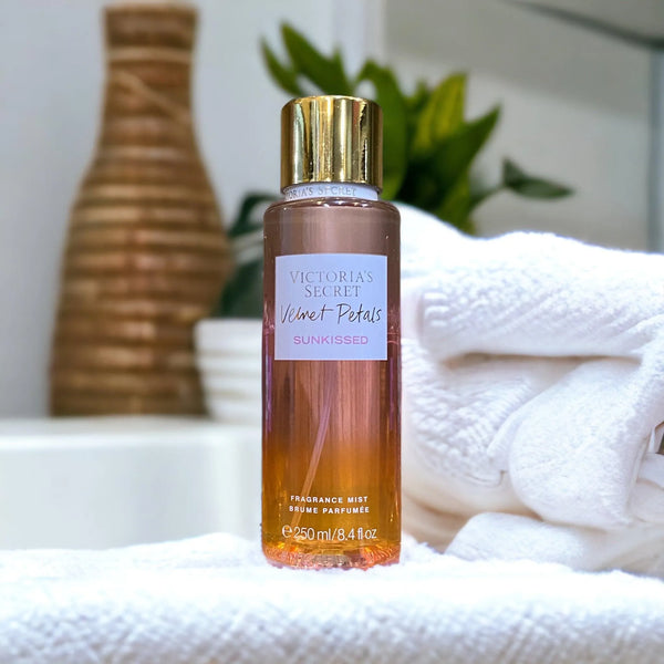 Victoria Secret Velvet Petals SUNKISSED - The Body Essential