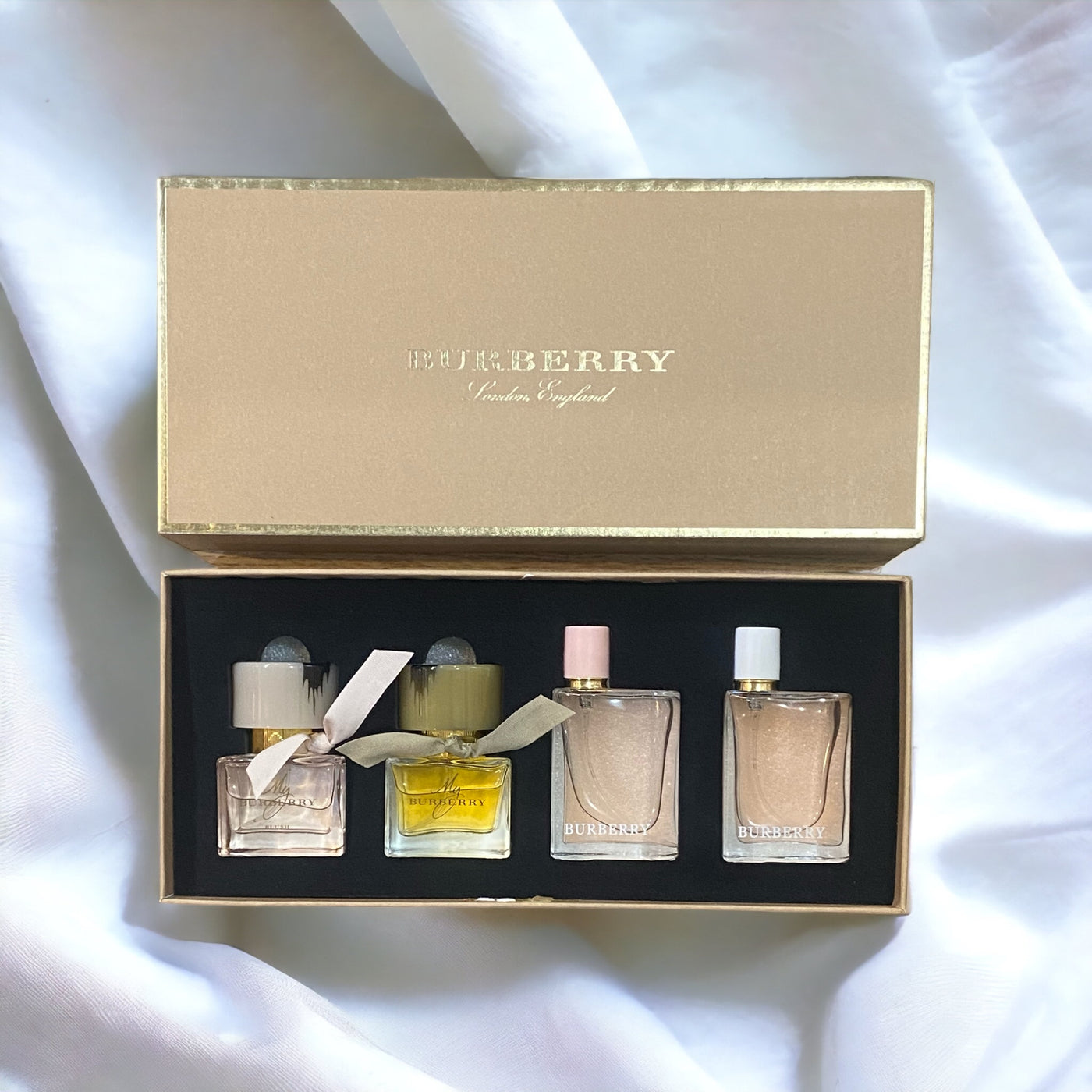 BURBERRY Perfume Set 4 Pcs ( Original Leftovers )