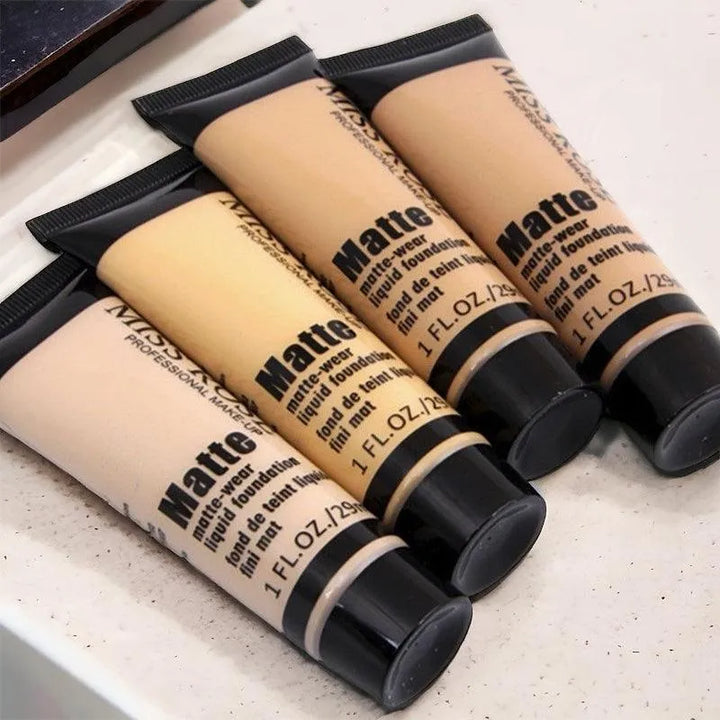 Miss Rose Matte Foundation - The Body Essential