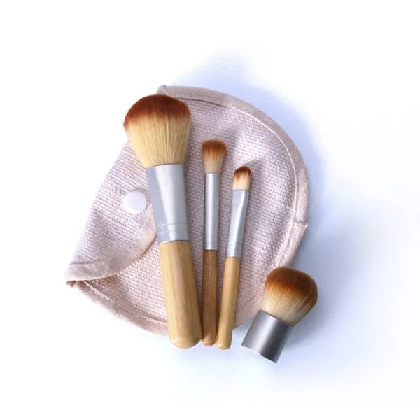 O.TWO.O 4 PIECES BAMBOO BRUSH SET - The Body Essential