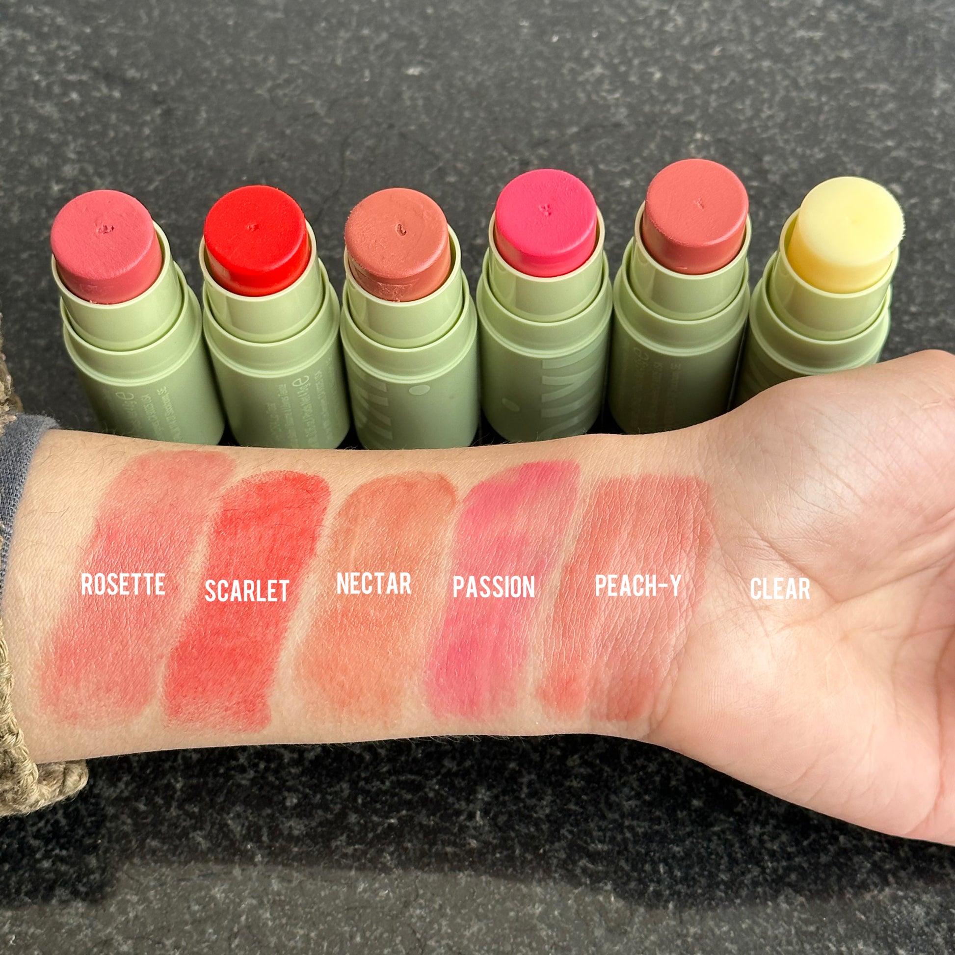 PIXI +Hydra Lip Treat - The Body Essential